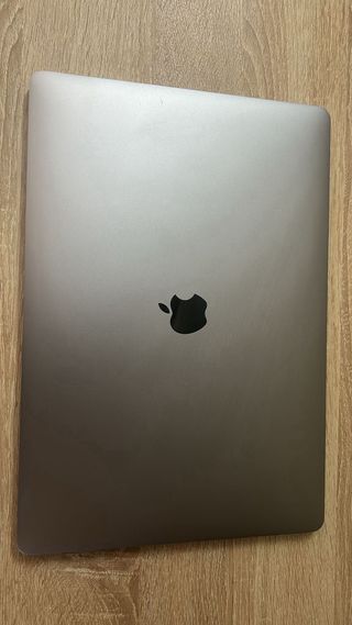 MacBook Pro 15 2018 i9/32GB/512GB Gris Espacial