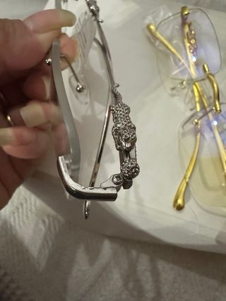 gafas varias con leopardo