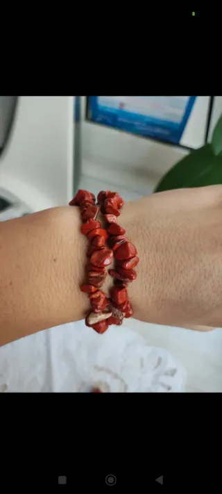 Coppia bracciali pietra naturale rossa