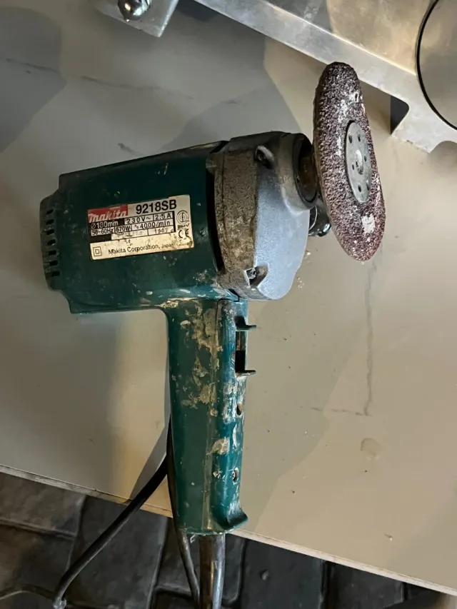 Lijadora Makita 9218SB 180mm