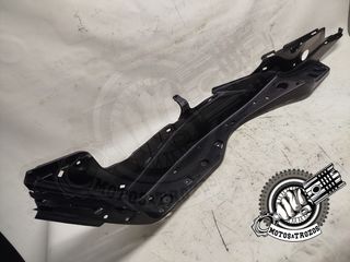 Carcasa Suelo Izquierdo Suzuki Burgman 400 K7