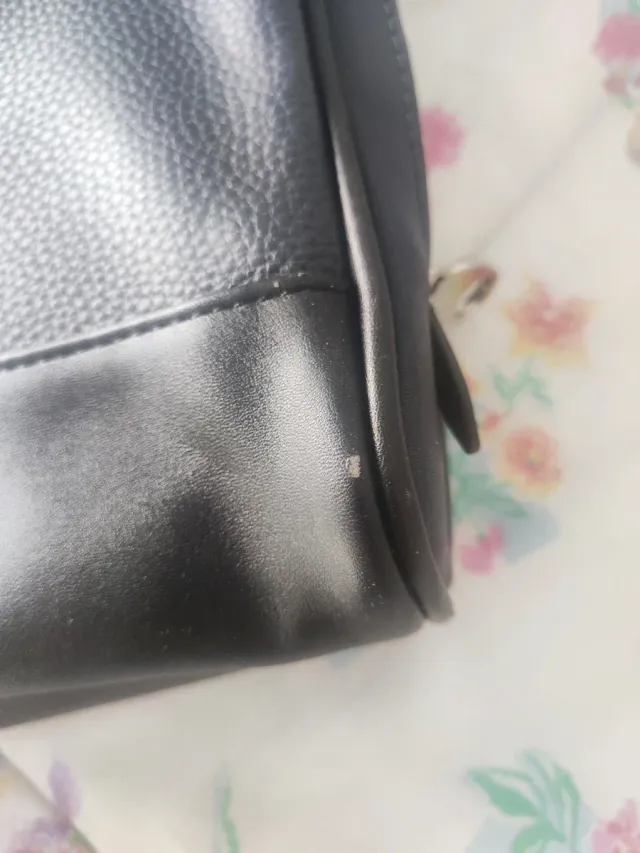 Maletín Zara Negro nuevo con roces