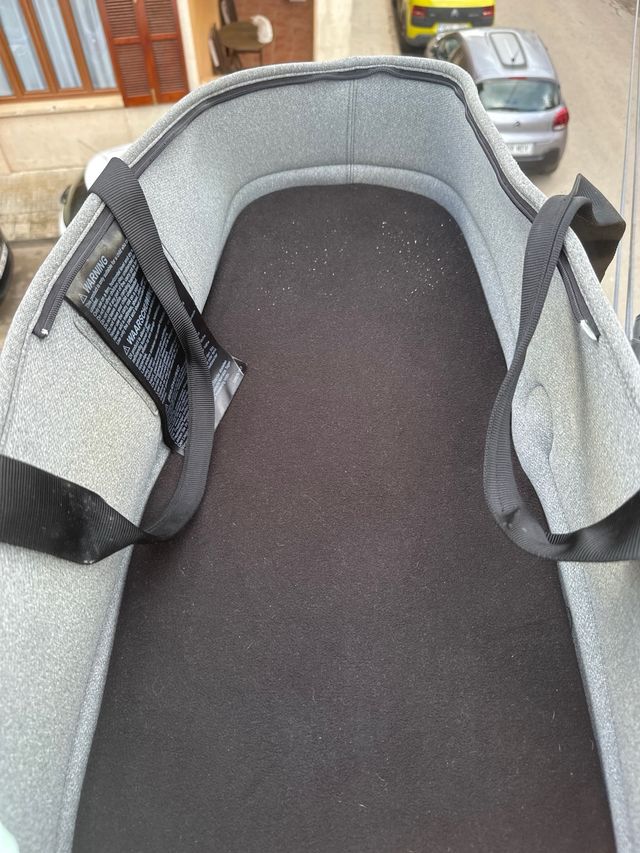 Bugaboo Bee 3, capazo y silla con capota rosa