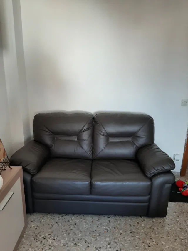 Sofá de cuero