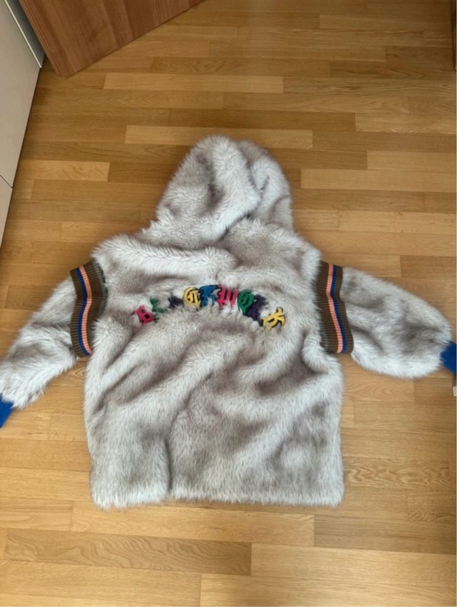 Ecopelliccia con cappuccio e interno in alcantara