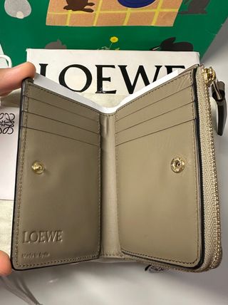 Cartera Loewe Puzzle