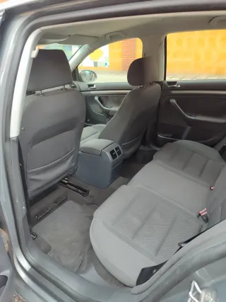 Volkswagen Golf 2004