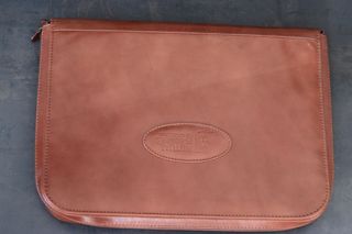 Portadocumentos de cuero auténtico marrón