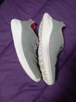 Zapatillas mujer gris y rosa