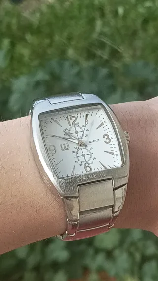 Reloj plata