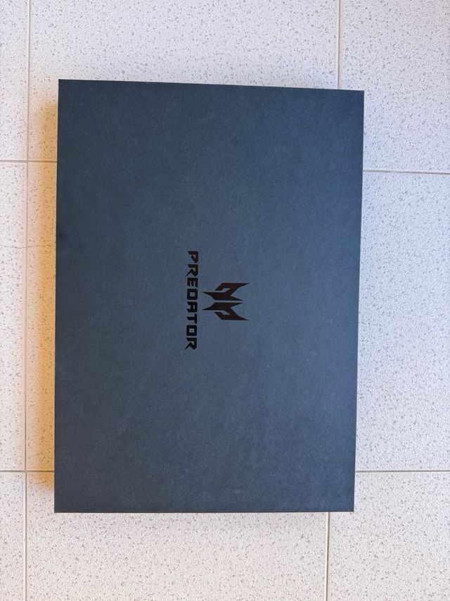 IMPOLUTO Acer Predator Helios 300