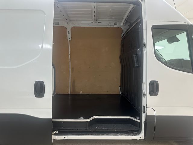 IVECO DAILY 2020 L3H2