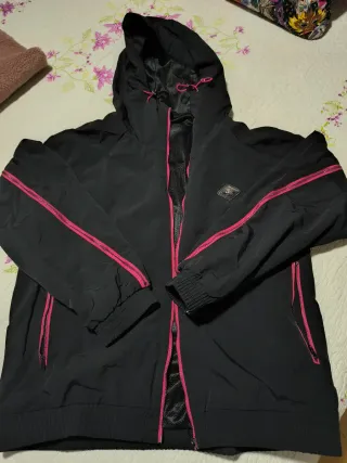 Chándal Guess Negro y Rosa