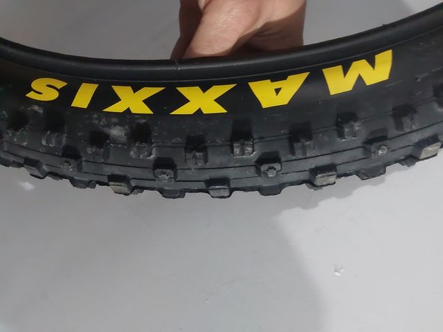 Cubierta maxxis 26x2.35 swampthing