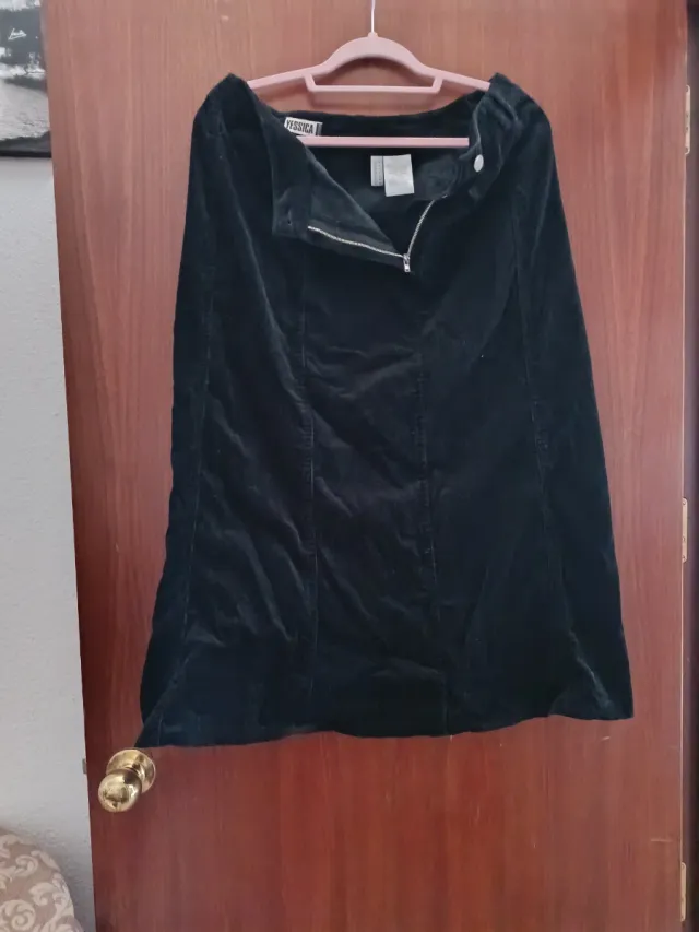 Falda larga pana Jessica negra