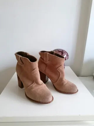 Botines ante beige T36