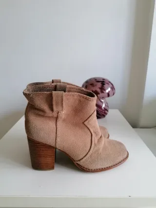 Botines ante beige T36