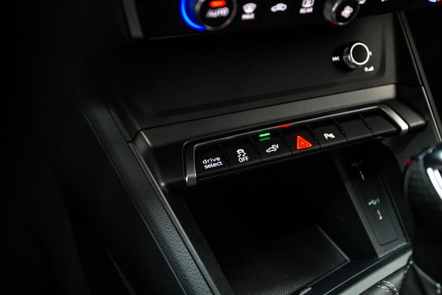 Audi Q3 Sportback 45 TFSI e S Line S Tronic 2024