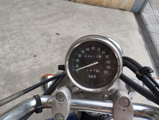 Moto Kawasaki 125 Eliminator Azul Clásica