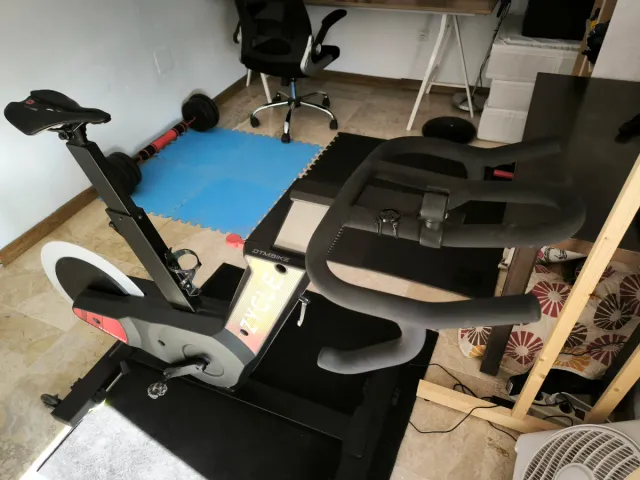 Bicicleta Estática Inteligente ZBike 2.0