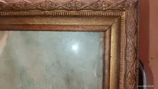 Cornice vintage in legno con sfumature.1960