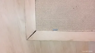 Cornice vintage in legno con sfumature.1960