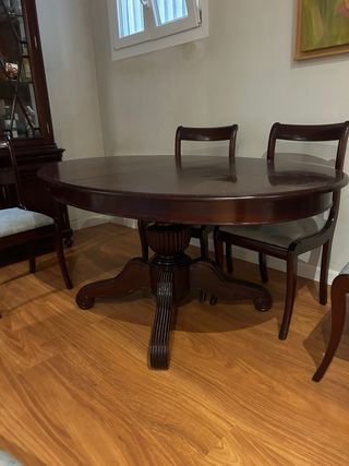 Mesa comedor caoba con 6 sillas