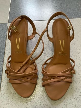 Sandalias Vizzano Salto Medio Caramelo