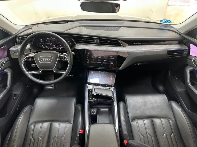 AUDI E-TRON 2020