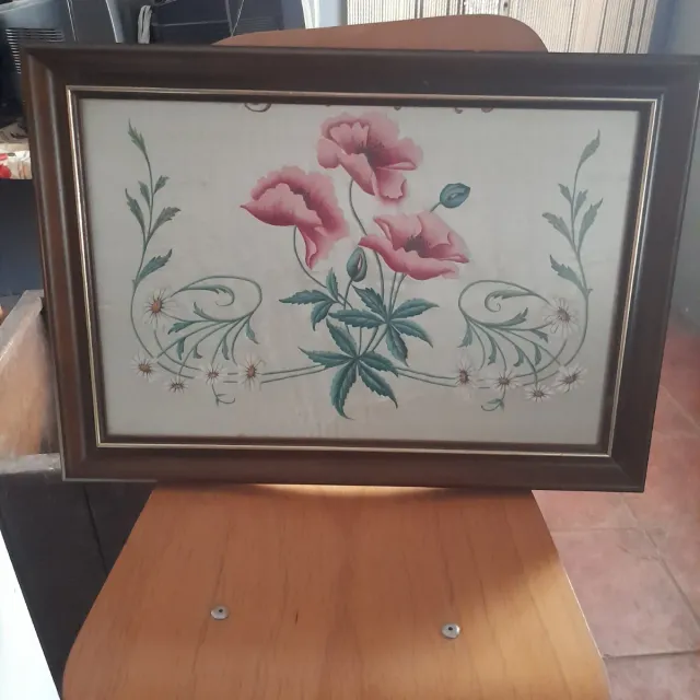Antico quadro in seta con fiori