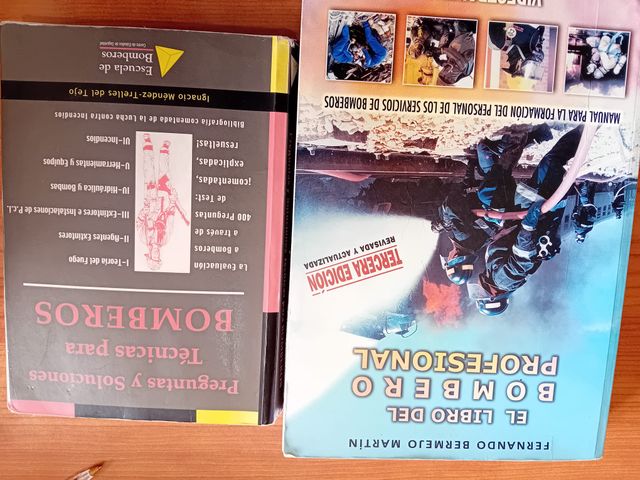 EL LIBRO DEL BOMBERO PROFESIONAL. SOLUCIONES ÉCNIC