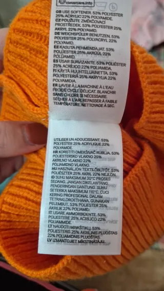 Scaldacollo arancione in maglia