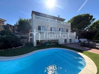 Chalet en venta en Calella