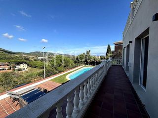 Chalet en venta en Calella