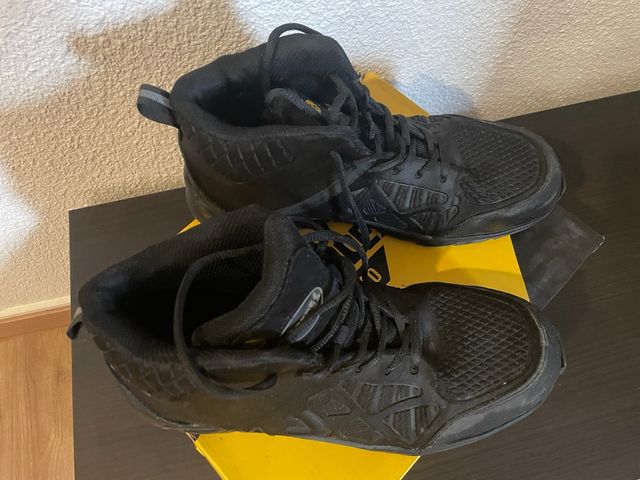 Botas de seguridad negras