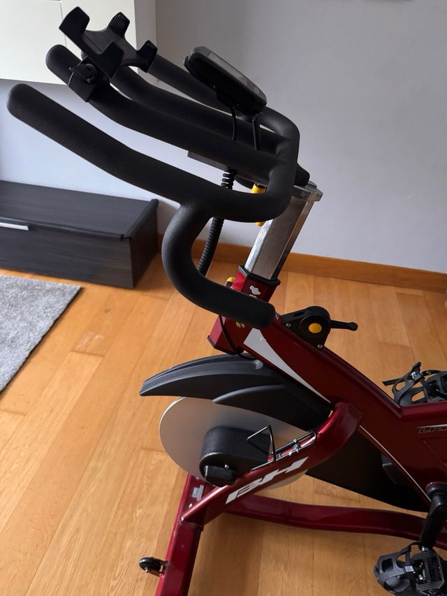 Bicicleta Indoor spinning LK700IC 22K