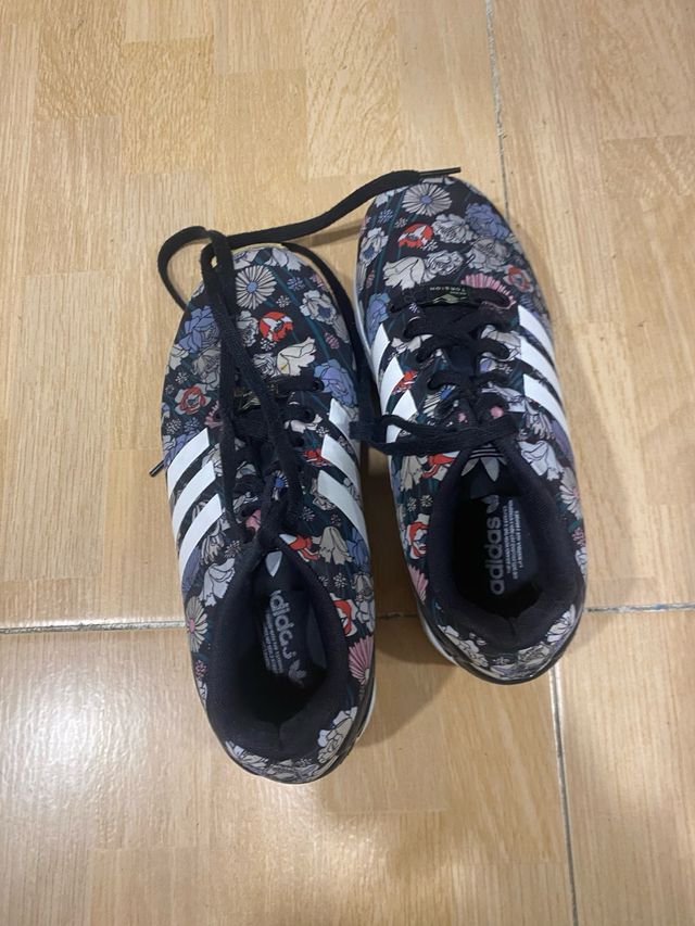 Zapatillas Adidas Florales Multicolores