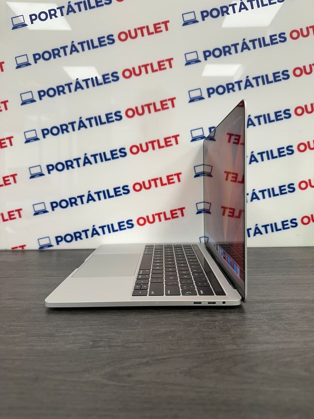 MacBook Pro 13" 2017 i5 16gb 500gb SSD