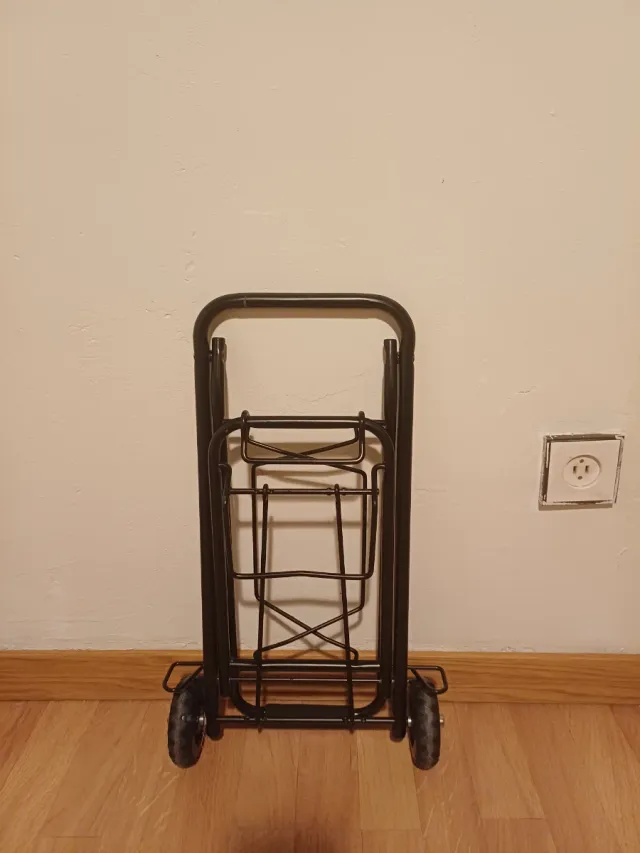 Carrito con ruedas plegable