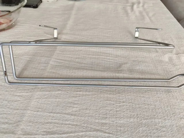 Colgador rollo papel cocina