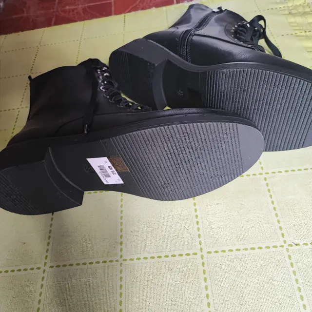 Botas negras sin estrenar Talla 39