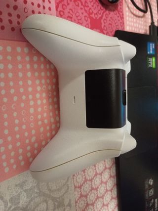 Xbox Series X + Controller + Cuffie + Gioco