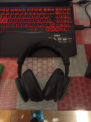 Xbox Series X + Controller + Cuffie + Gioco