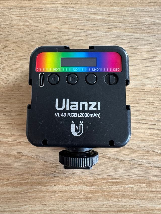 Ulanzi VL49 RGB (2000mAh) Luz LED