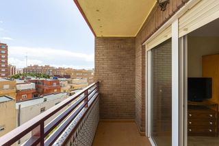 Piso en venta en San Luis en Almería