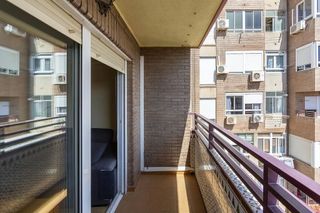 Piso en venta en San Luis en Almería