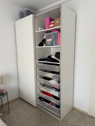 Armadi Ikea con porte scorrevoli