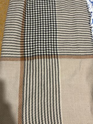 Bufandas de tela multicolor