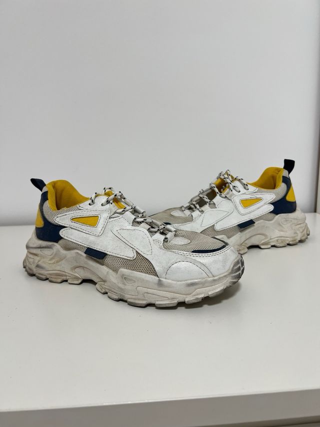 Sneakers bianche sportive