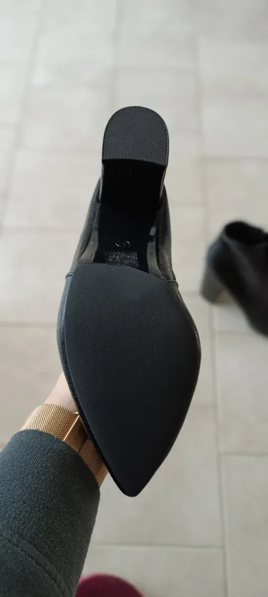 Stivaletti n. 41 neri nuovi